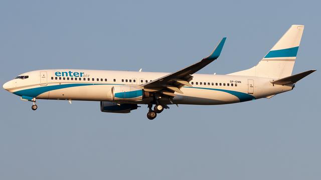 SP-ENN:Boeing 737-800: